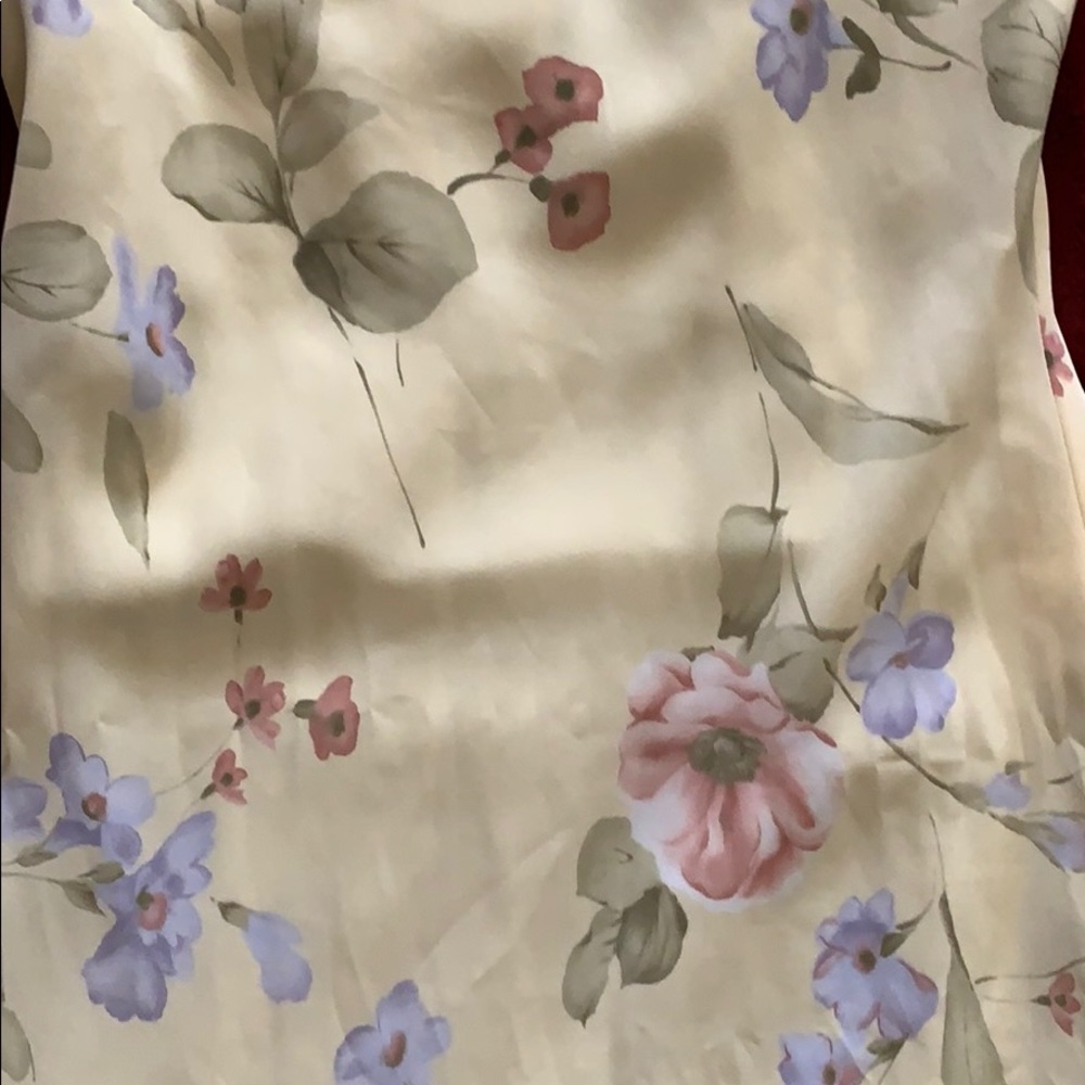 Dress - Picture 3 of 7